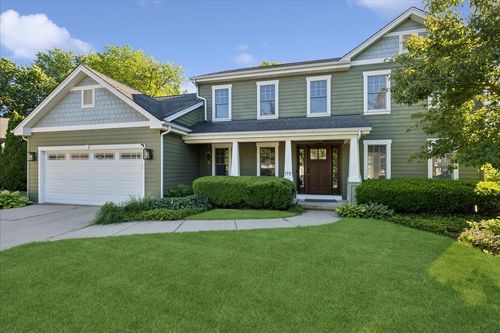 190 Old Forge Rd, Elgin, IL, 60123-5017 | Card Image