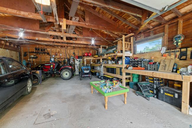 7972 E Kb Dr, House other with 4 bedrooms, 1 bathrooms and null parking in South Range WI | Image 42