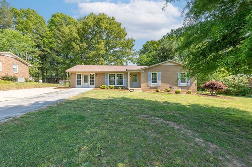 1606 Whippoorwill Dr, Lawrenceburg, TN, 38464-4324 | Card Image