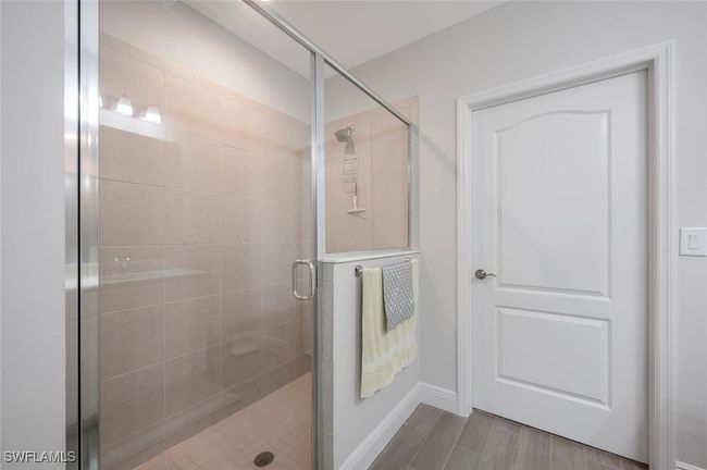 UNIT-1804 - 6953 Avalon Cir, Condo with 2 bedrooms, 2 bathrooms and null parking in NAPLES FL | Image 15