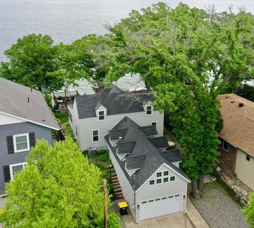 271 Lake Ave N, Spicer, MN, 56288-9512 | Card Image
