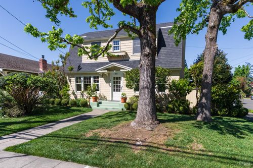 931 Humboldt St, Santa Rosa, CA, 95404-3720 | Card Image