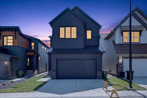 77 Rowmont Common Nw, Calgary, AB, T3L0L2 | Card Image