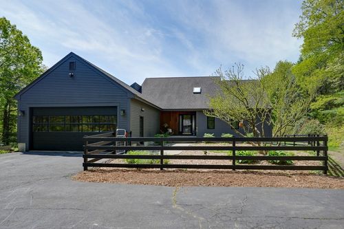 161 Randall Rd, Berlin, MA, 01503-1107 | Card Image