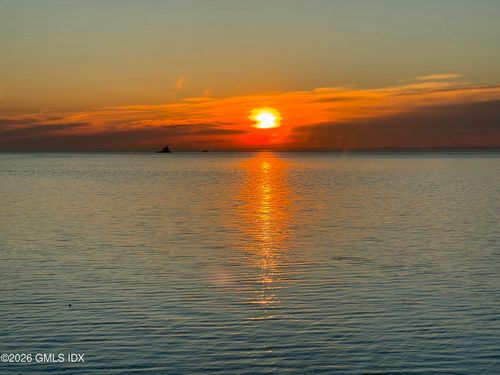 1053 Fairfield Beach Rd, Fairfield, CT, 06824-6561 | Card Image