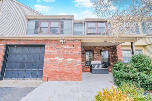 4 Stone Ct, East Brunswick, NJ, 08816-4069 | Card Image