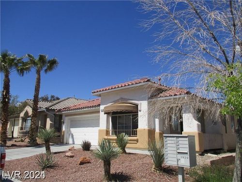 8298 Gilded Crown Ct, Las Vegas, NV, 89117-9143 | Card Image