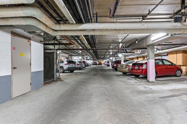 Gargae has a carwash | Image 45