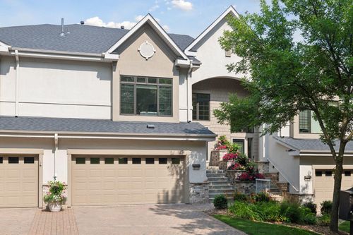 113 Willoughby Way E, Minnetonka, MN, 55305-5316 | Card Image
