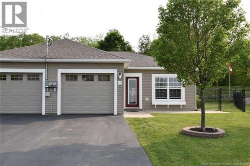 28 Parkview Lane, Sussex, NB, E4E0J8 | Card Image