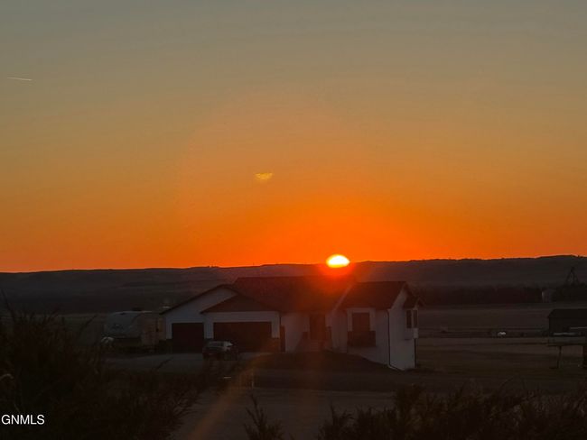 2467 Labrador Dr, House other with 4 bedrooms, 3 bathrooms and null parking in Mandan ND | Image 54