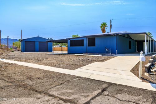 3145 Mescalero Dr, Lake Havasu City, AZ, 86404-9606 | Card Image