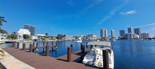 3c-450 Golden Isles Dr, Hallandale Beach, FL, 33009-7560 | Card Image