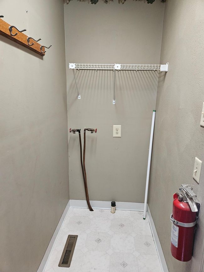Washer dryer hook up by garage entry | Image 59