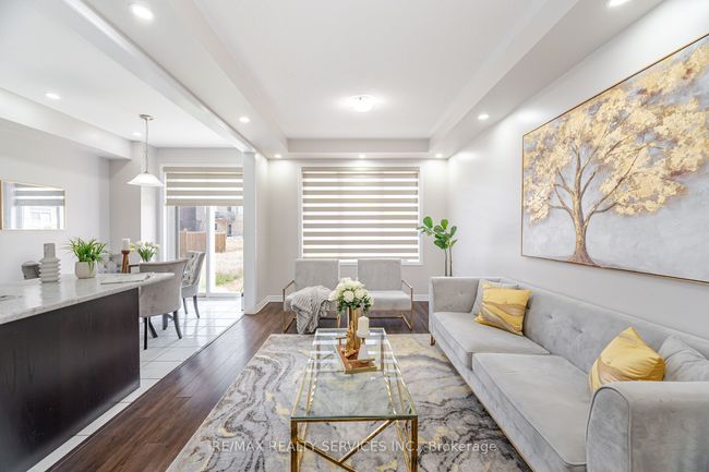 27 Phyllis Dr, House attached with 3 bedrooms, 3 bathrooms and 2 parking in Caledon ON | Image 12