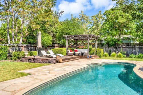 1706 Michael Way, Calistoga, CA, 94515-1161 | Card Image