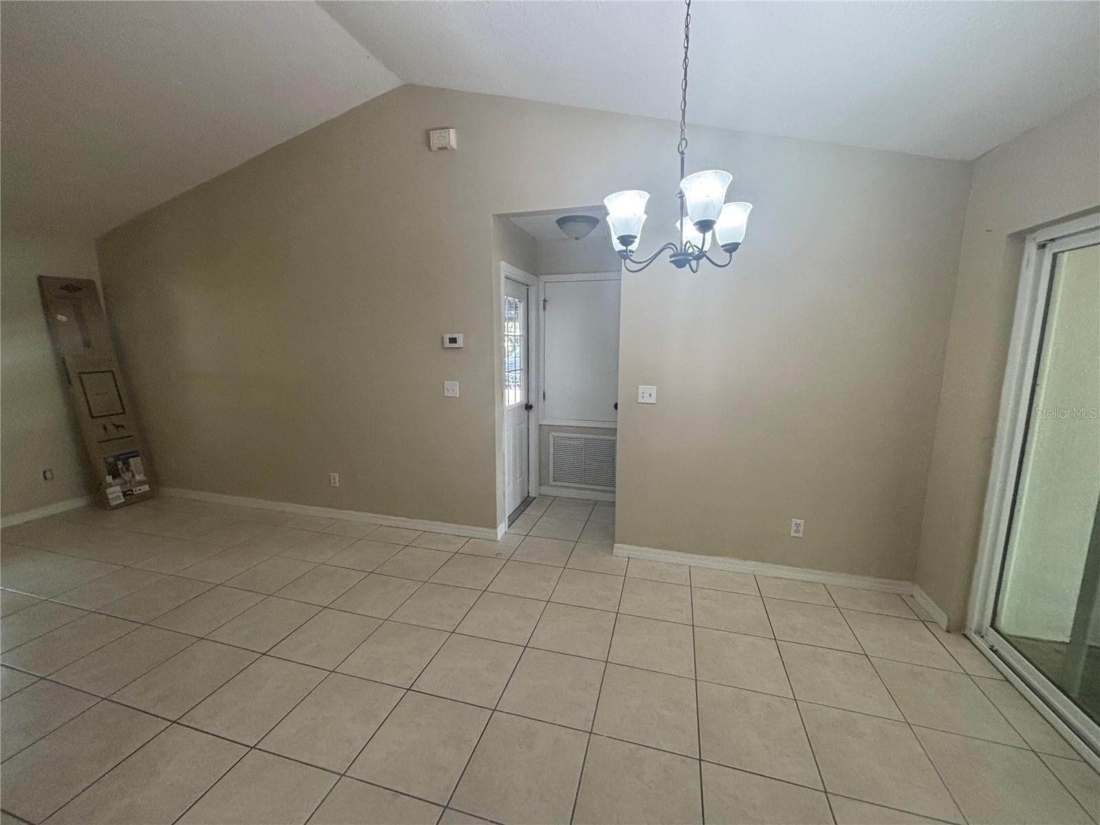 Residential Lease in MINNEOLA 4