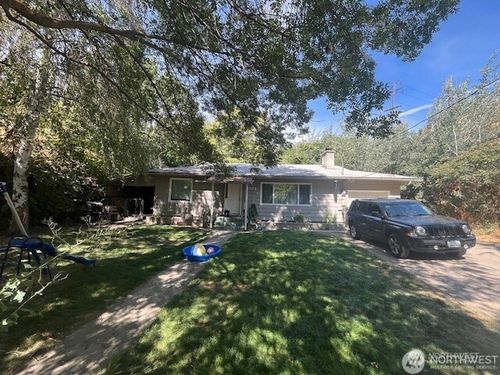 1822 S Wenatchee Avenue, Wenatchee, WA, 98801 | Card Image