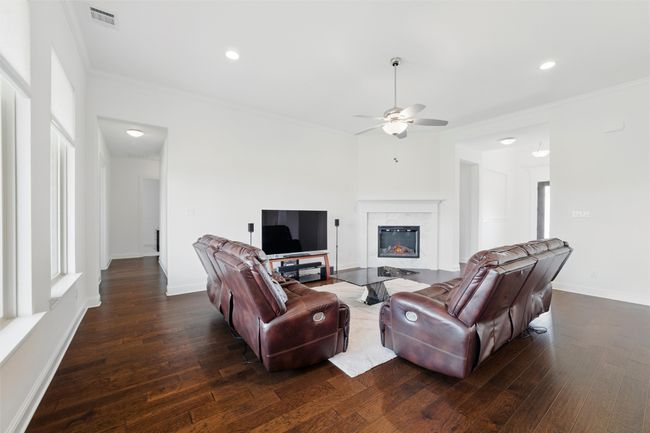 621 Cimarron Meadows Dr, House other with 4 bedrooms, 2 bathrooms and null parking in Waxahachie TX | Image 16