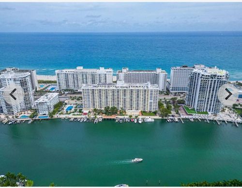 14k-5600 Collins Ave, Miami Beach, FL, 33140-2413 | Card Image