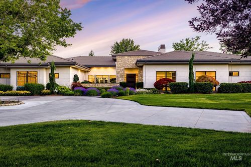 2020 E Barclay Ln, Meridian, ID, 83646-7242 | Card Image