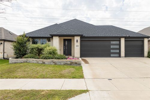 4709 Mayflower Dr, Venus, TX, 76084-3637 | Card Image
