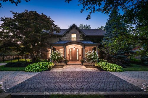 66 Grange St, Guelph, ON, N1E2V2 | Card Image