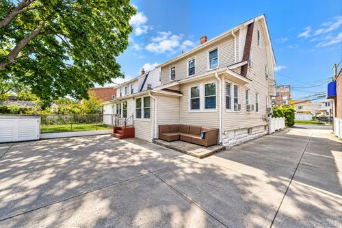 13880 Francis Lewis Boulevard, New York, NY, 11422 | Card Image