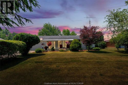 8621 Talbot Trail, Cedar Springs, ON, N0P1E0 | Card Image