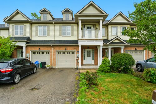 42 Chloe St, Saint Catharines, ON, L2P0A5 | Card Image