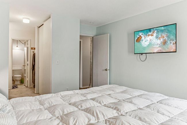 12_Interior.jpg | Image 11