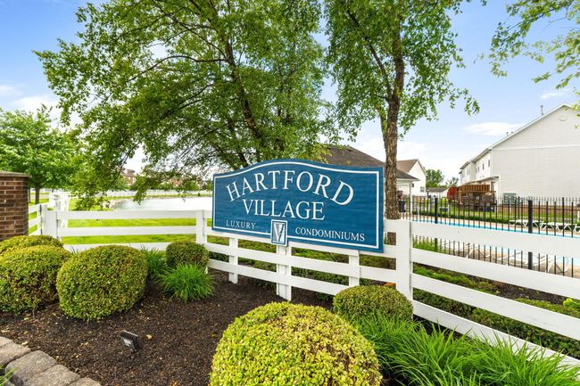1080 Shady Lake Dr, Condo with 2 bedrooms, 4 bathrooms and null parking in Columbus OH | Image 6