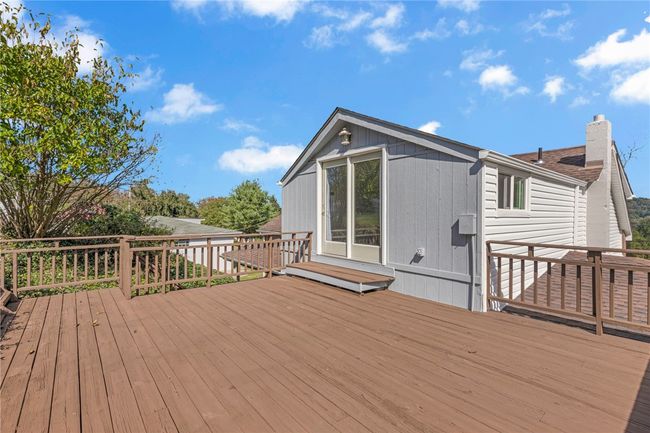 Rear of home. | Image 26