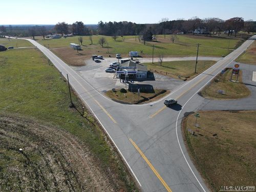 2986 Hendricks Mill Rd, Ebony, VA, 23845-2141 | Card Image