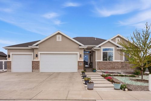 236 E Briarwood Ln, Stansbury Park, UT, 84074-8298 | Card Image