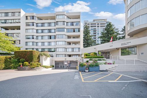 301-1442 Foster St, White Rock, BC, V4B3X7 | Card Image