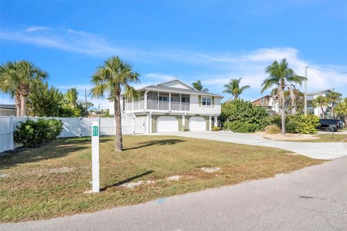 8302 Marina Dr, HOLMES BEACH, FL, 34217-1069 | Card Image
