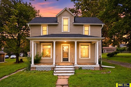 304 Main St, Kennard, NE, 68034-3002 | Card Image