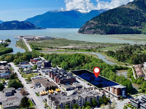 37861 3 Ave, Squamish, BC, V8B1B8 | Card Image