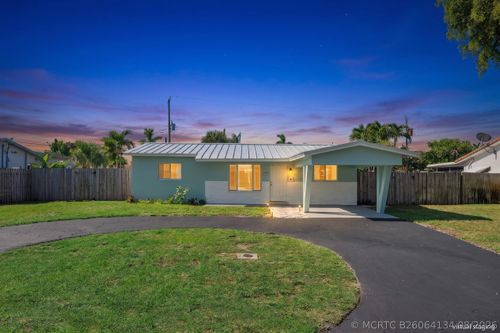 1400 Ne 42nd Ct, Oakland Park, FL, 33334-4719 | Card Image