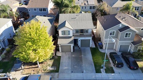 2608 Greenleaf St, Manteca, CA, 95337-8446 | Card Image