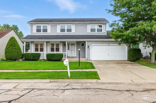 105 Abbeywood Cir, Streamwood, IL, 60107-1053 | Card Image