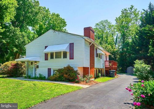 2843 Annandale Rd, FALLS CHURCH, VA, 22042-2251 | Card Image