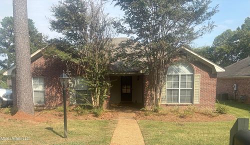 1024 Highland Cove Pl, Ridgeland, MS, 39157-1507 | Card Image