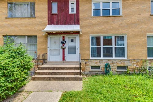 unit-b-4603 Main St, Skokie, IL, 60076-2084 | Card Image