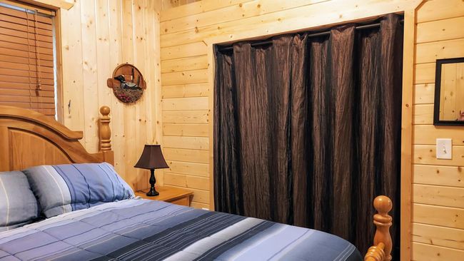 Large closet main bedroom | Image 15