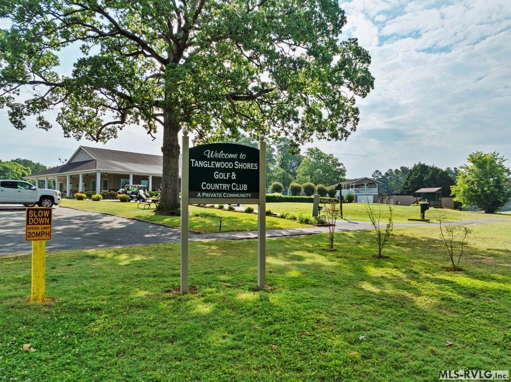 Land in Bracey 4
