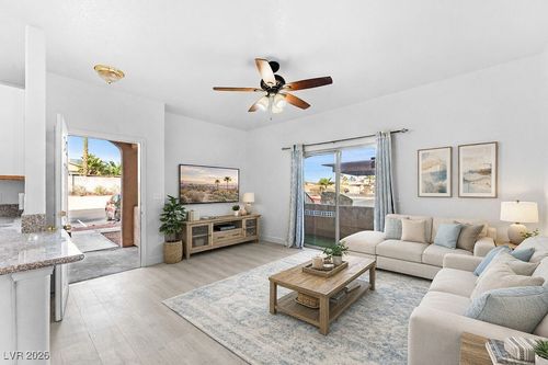112-5751 E Hacienda Ave, Las Vegas, NV, 89122-0232 | Card Image