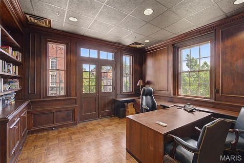 2a-301 Broadway St, Cape Girardeau, MO, 63701-7330 | Card Image