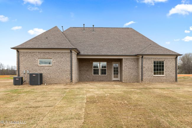 Rear | Image 5